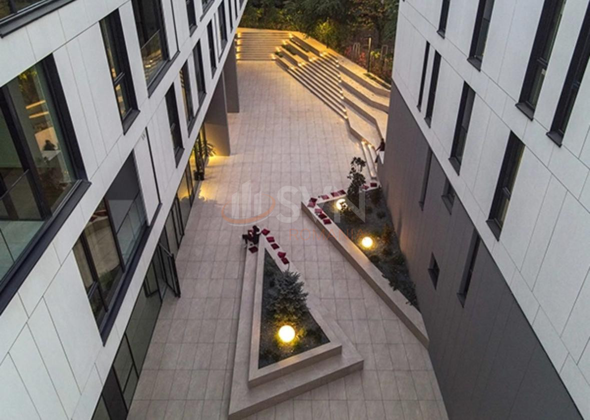 3 camere cu loc parcare subteran inclus Bucuresti/Herastrau