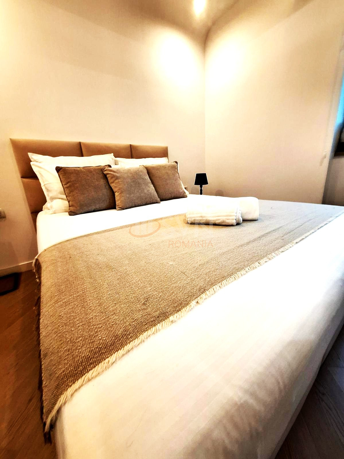 3 camere cu loc parcare subteran inclus Bucuresti/Pipera