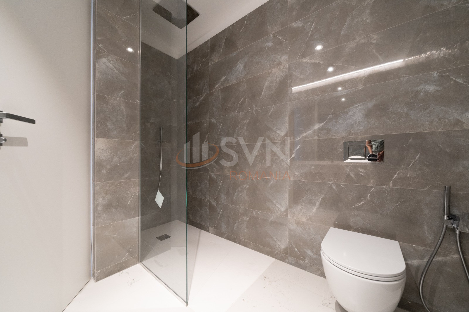 3 camere cu loc parcare subteran inclus Bucuresti/Floreasca