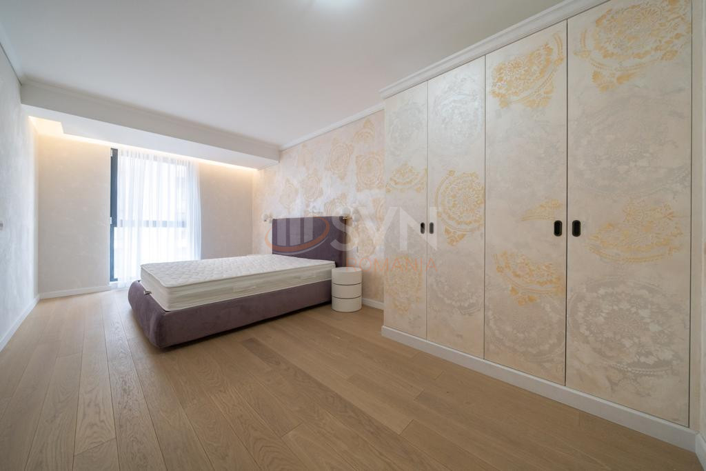 3 camere cu loc parcare subteran inclus Bucuresti/Herastrau