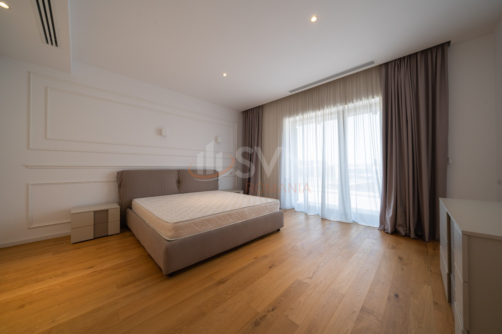 3 camere cu loc parcare subteran inclus Bucuresti/Herastrau