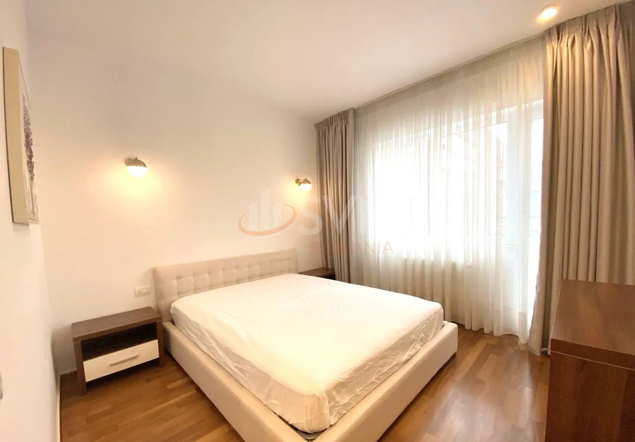 3 camere cu loc parcare subteran inclus Bucuresti/Herastrau