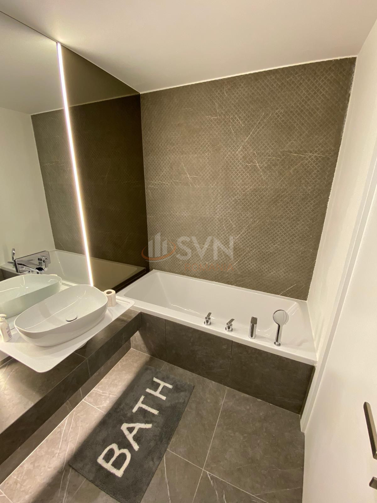 3 camere cu loc parcare subteran inclus Bucuresti/Aviatiei