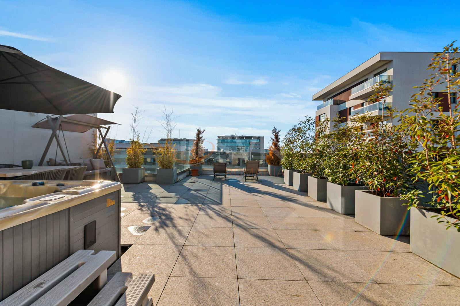 3 camere cu loc parcare subteran inclus Bucuresti/Pipera