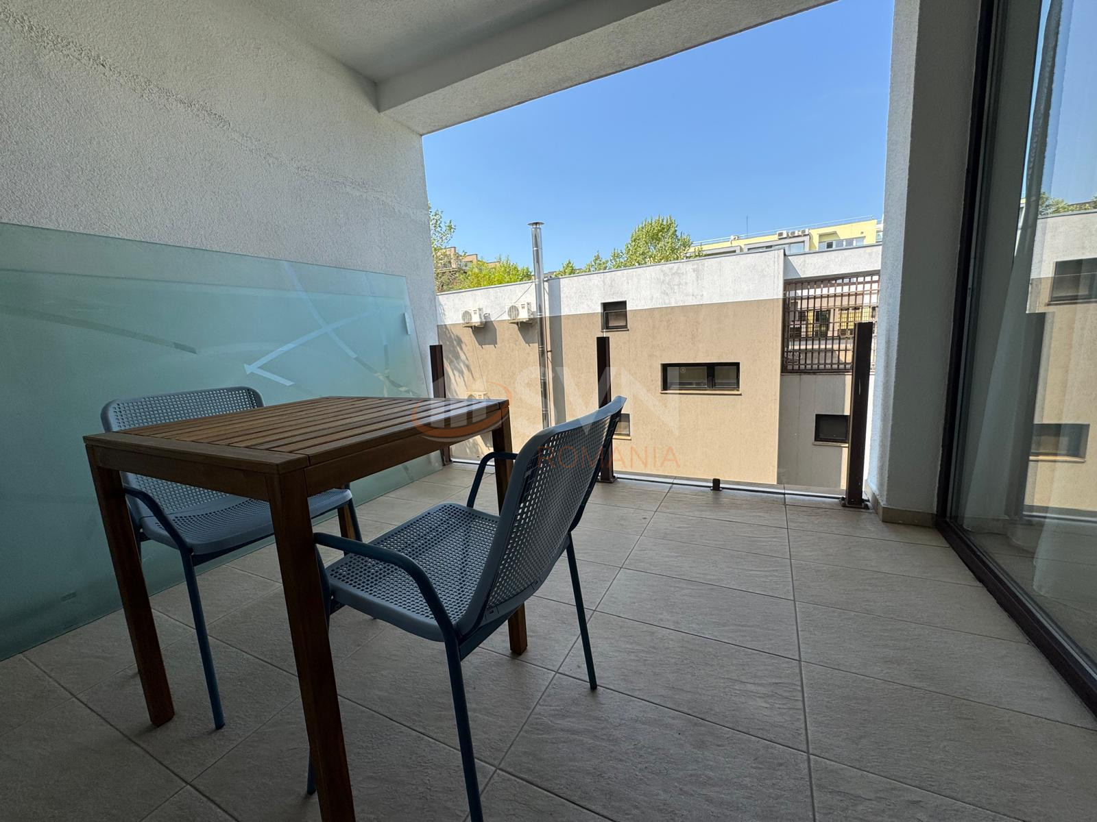 3 camere cu loc parcare subteran inclus Bucuresti/Herastrau