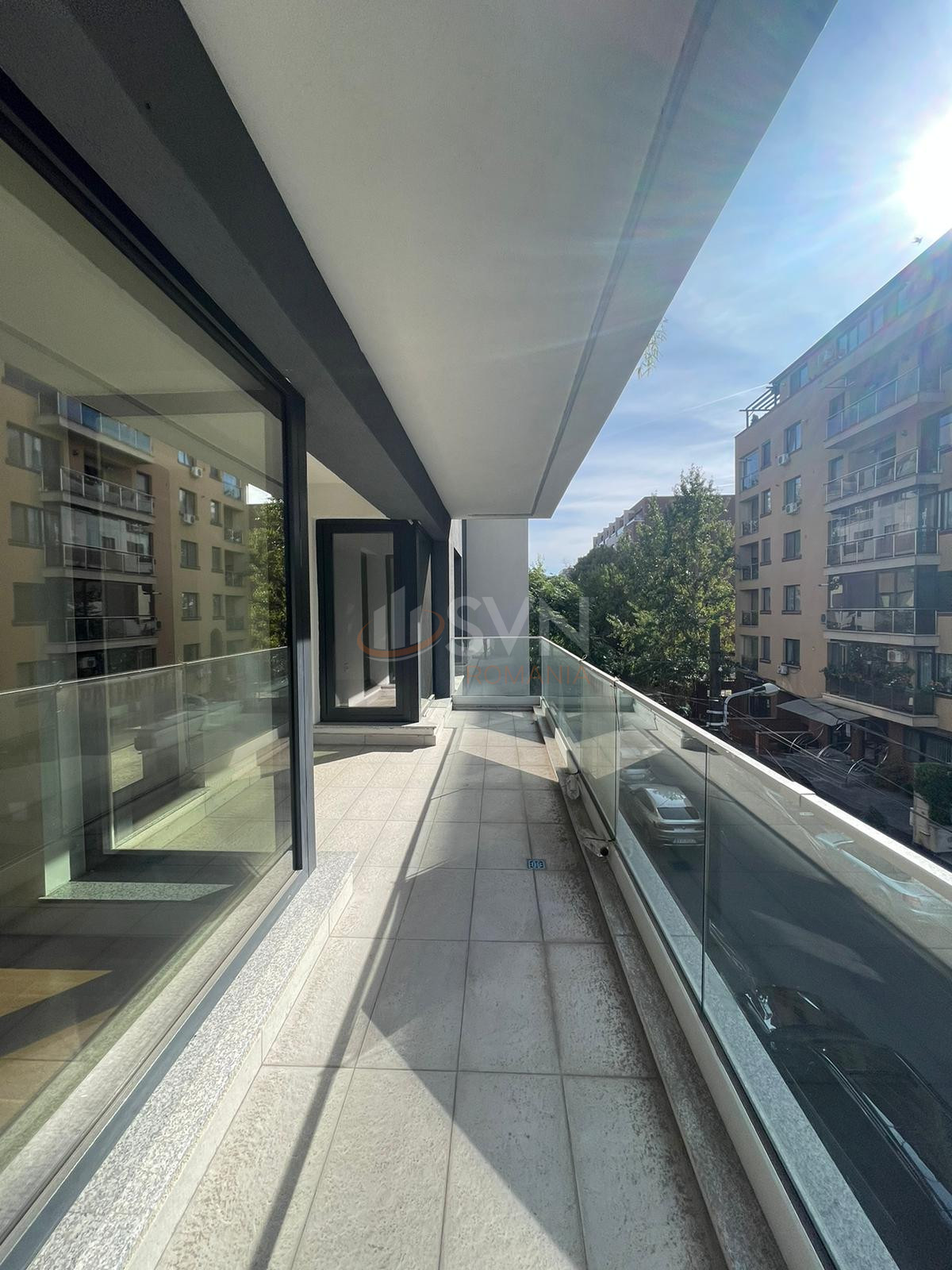 3 camere cu loc parcare subteran inclus Bucuresti/Baneasa