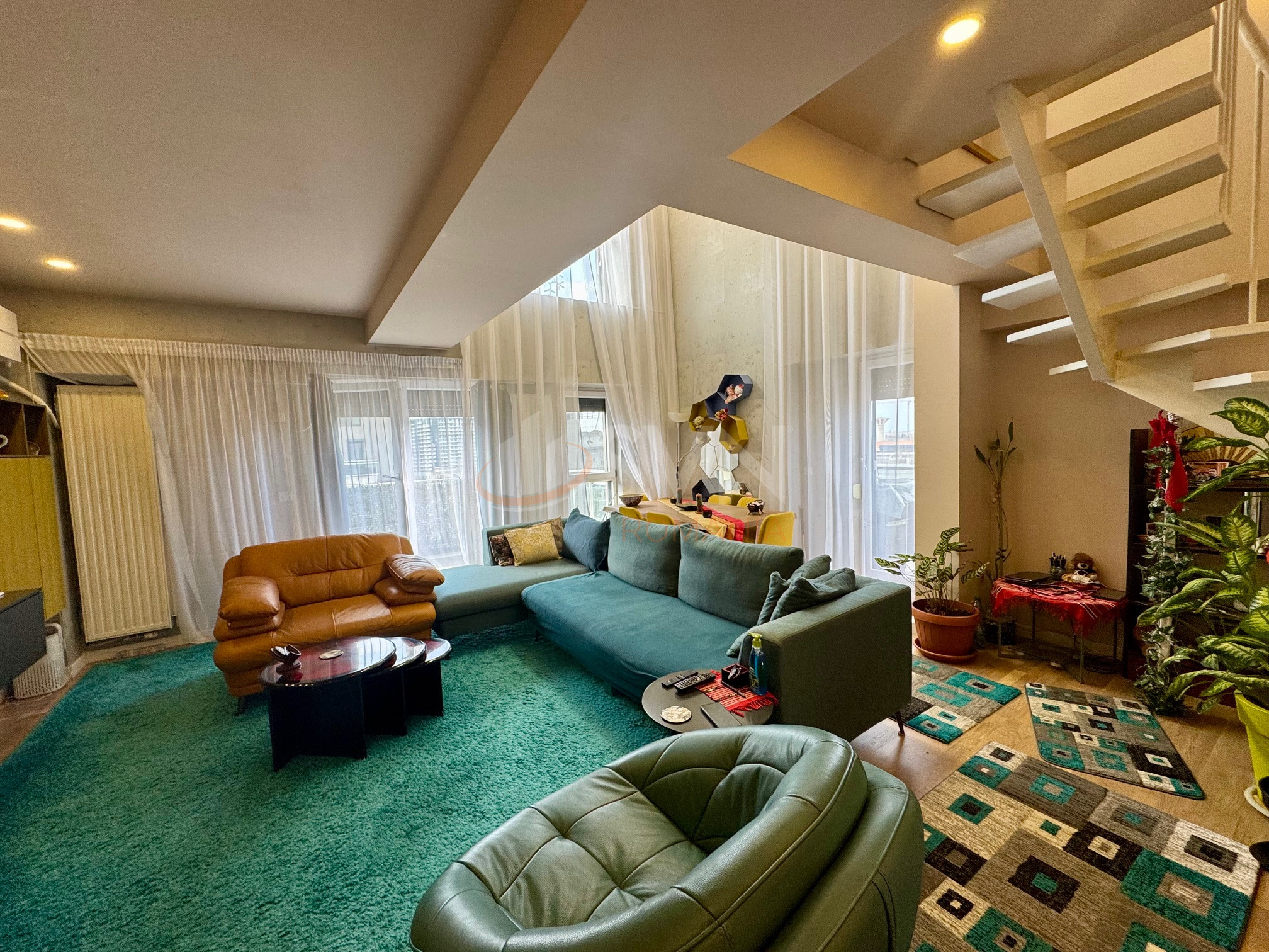 3 camere cu loc parcare subteran inclus Bucuresti/Pipera