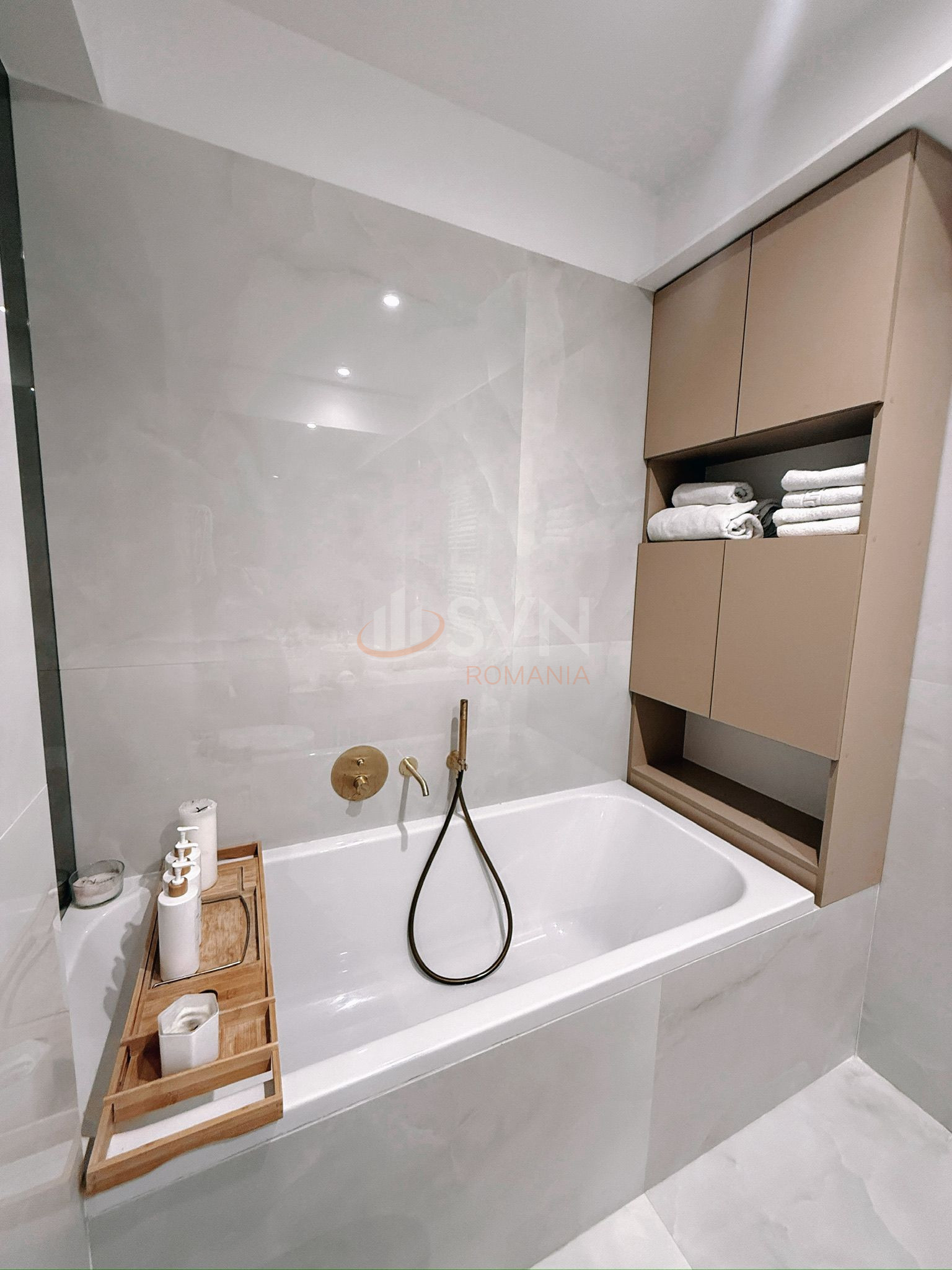 3 camere cu loc parcare subteran inclus Bucuresti/Pipera