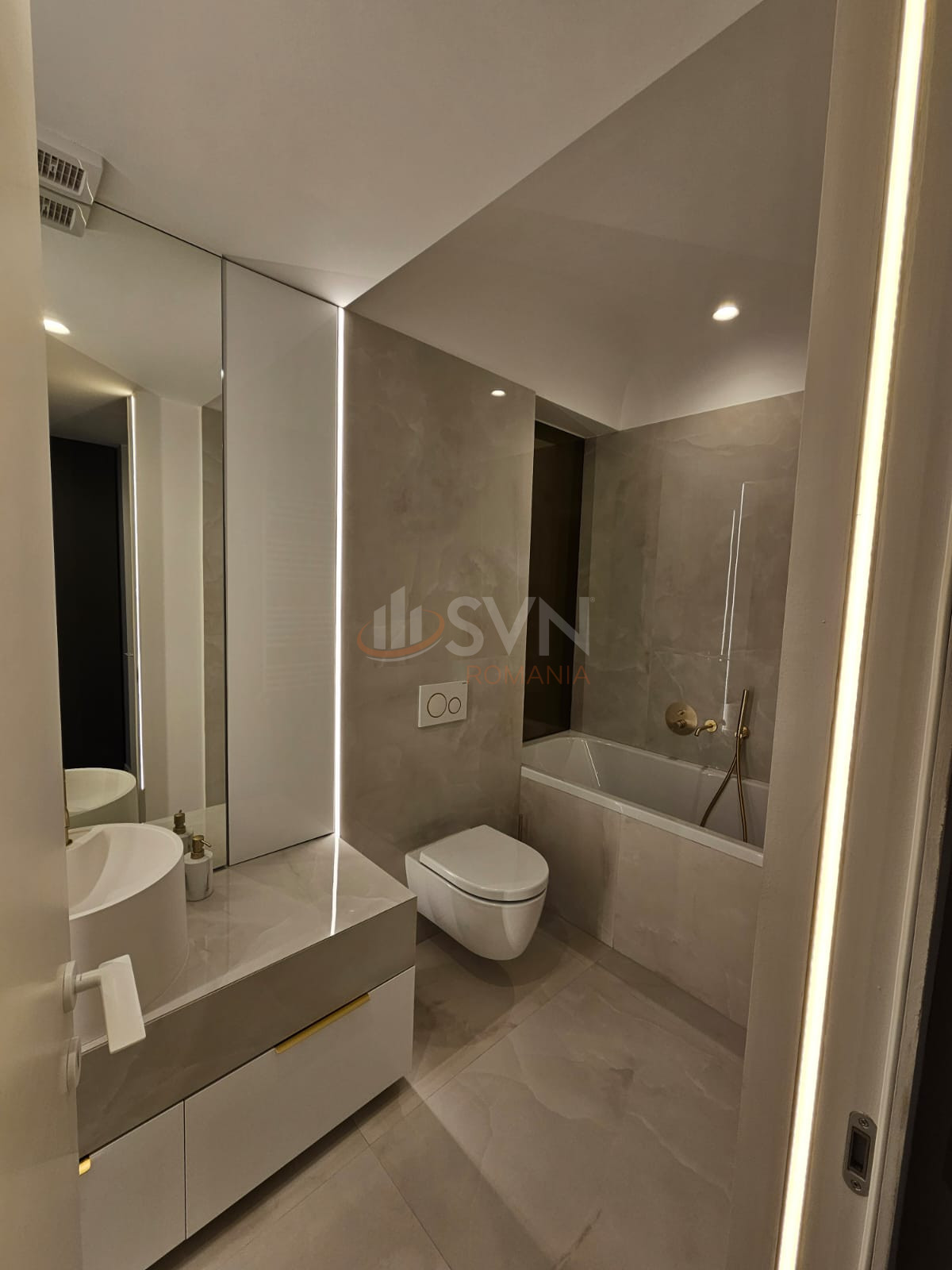 3 camere cu loc parcare subteran inclus Bucuresti/Pipera