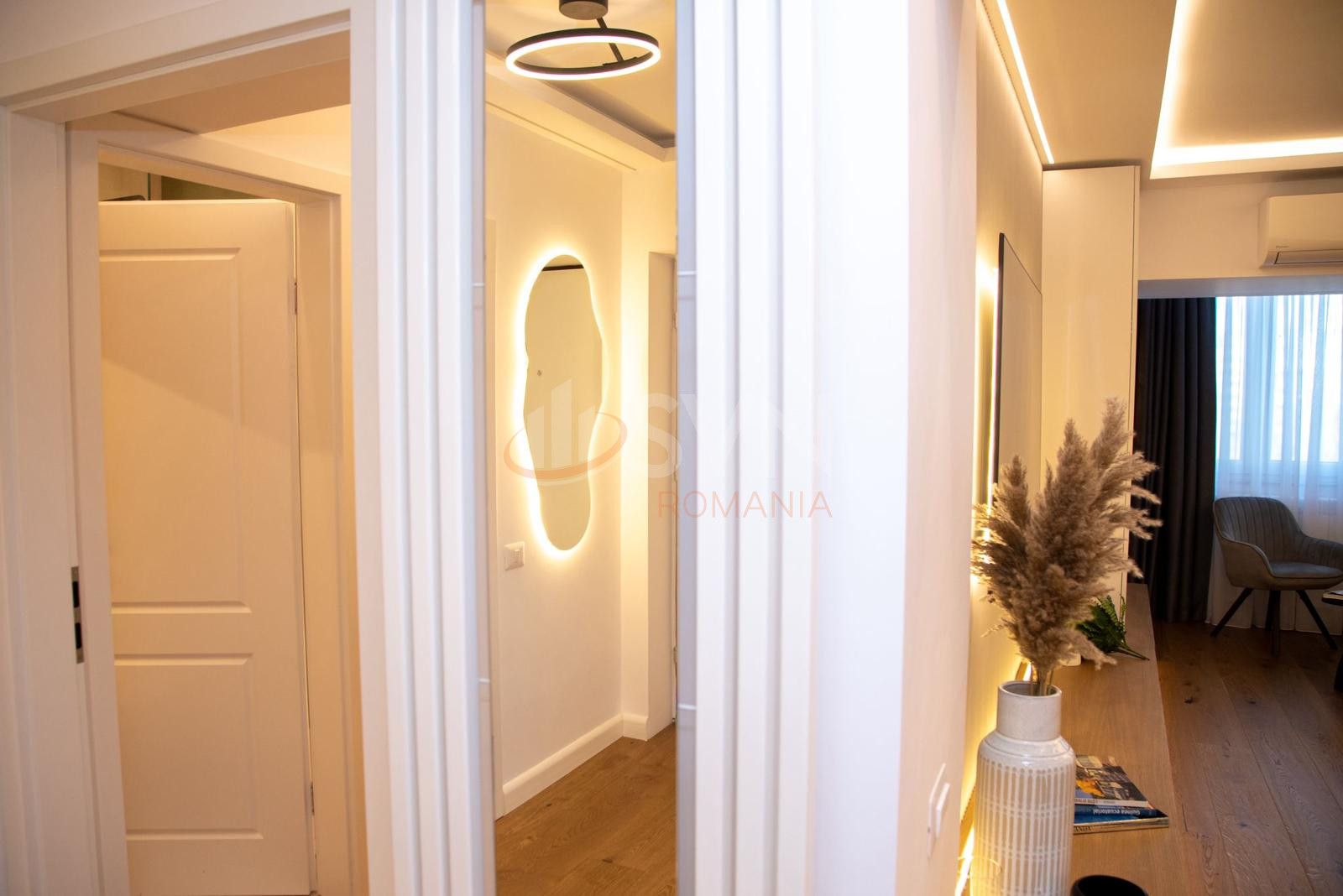 3 camere cu loc parcare subteran inclus Bucuresti/P-ta Unirii