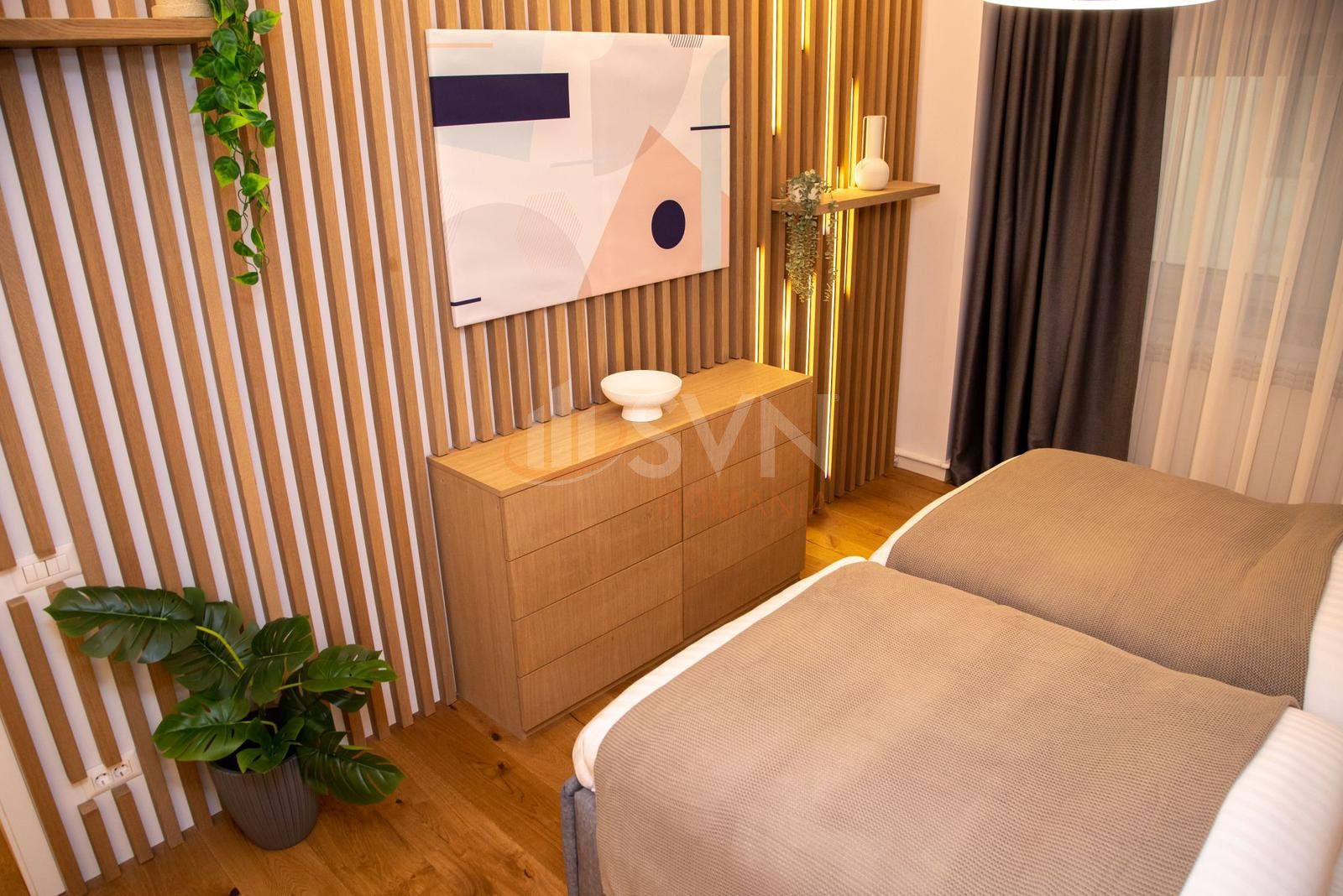 3 camere cu loc parcare subteran inclus Bucuresti/P-ta Unirii