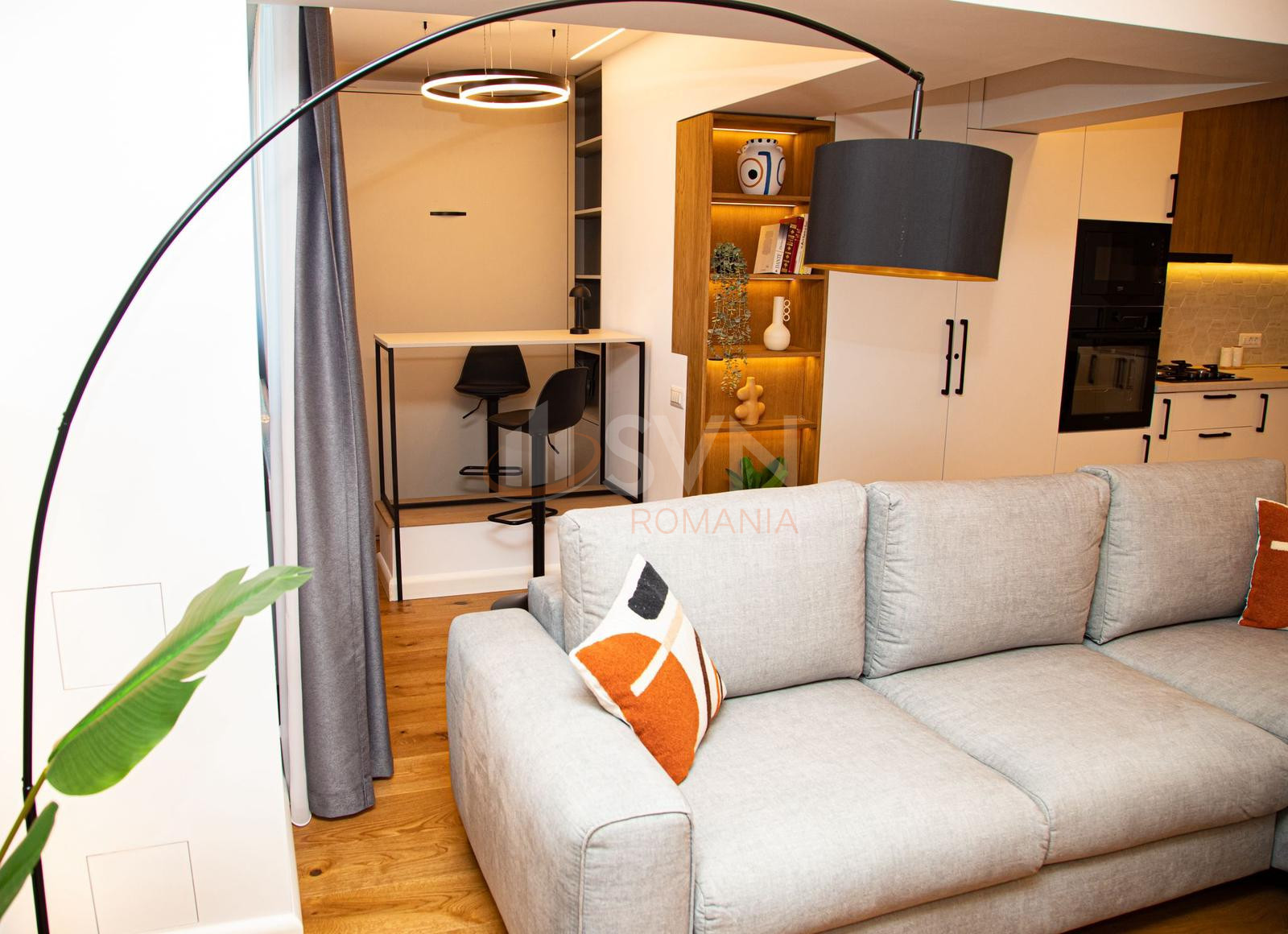 3 camere cu loc parcare subteran inclus Bucuresti/P-ta Unirii