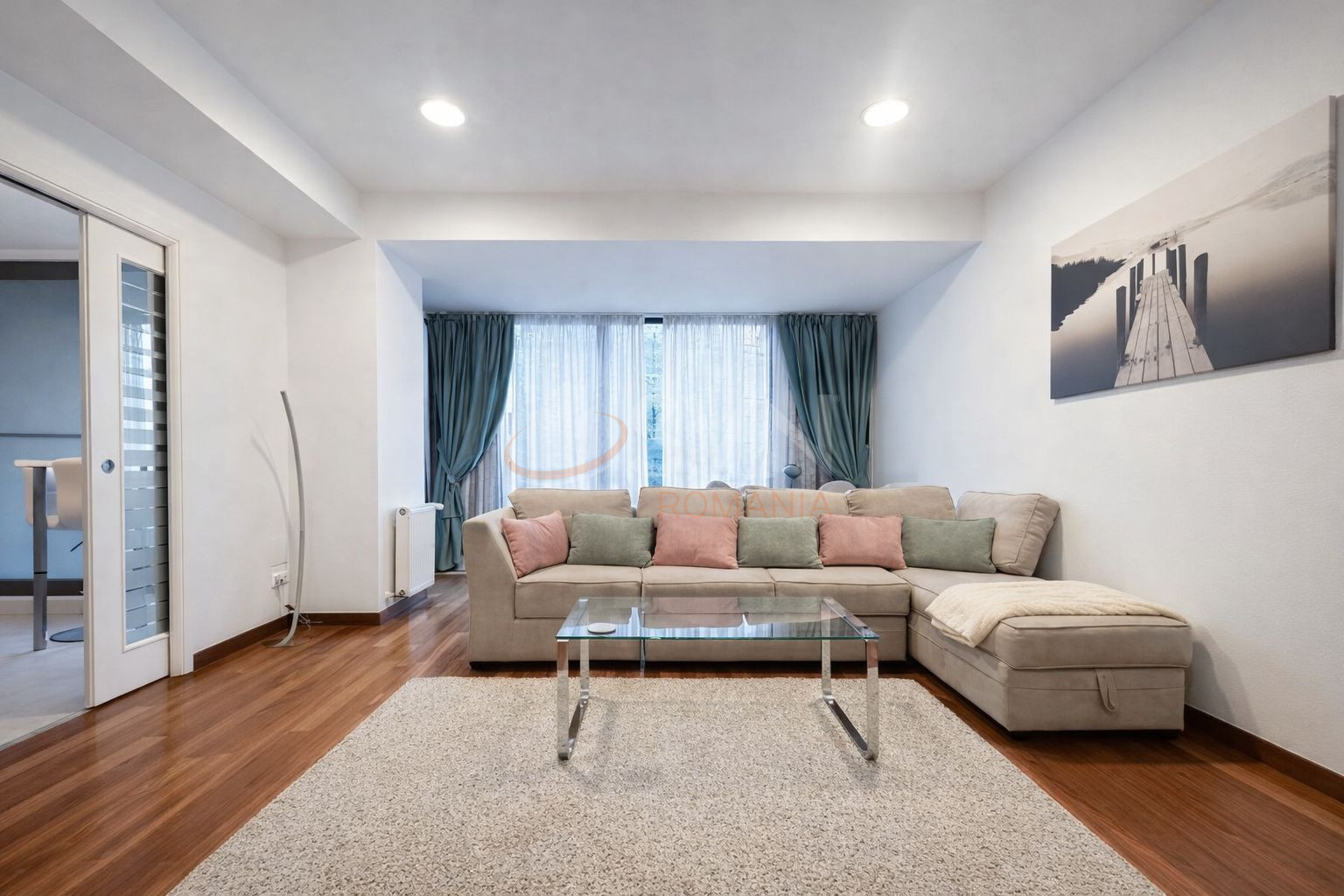 3 camere cu loc parcare subteran inclus Bucuresti/Herastrau