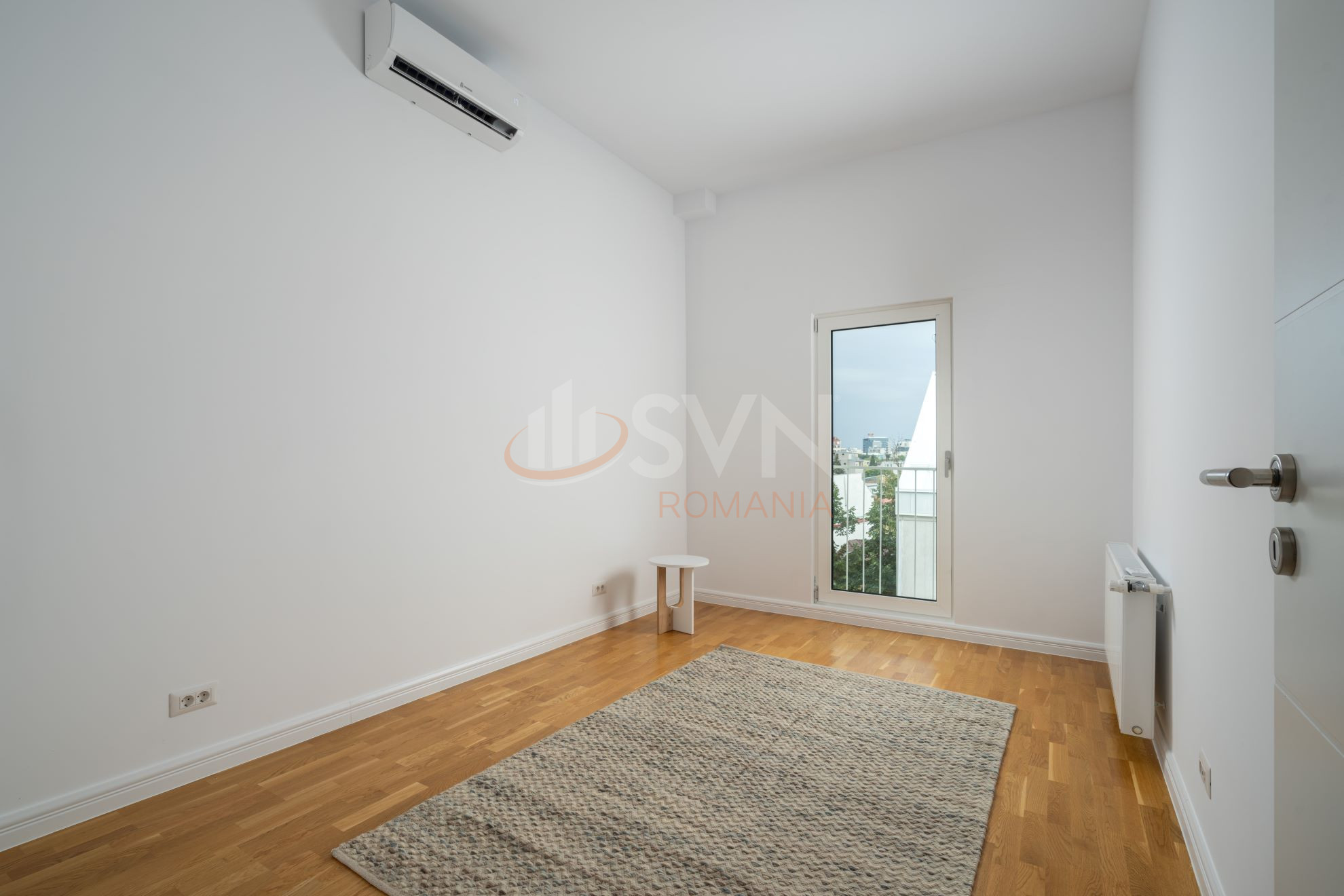 3 camere cu loc parcare subteran inclus Bucuresti/Eminescu