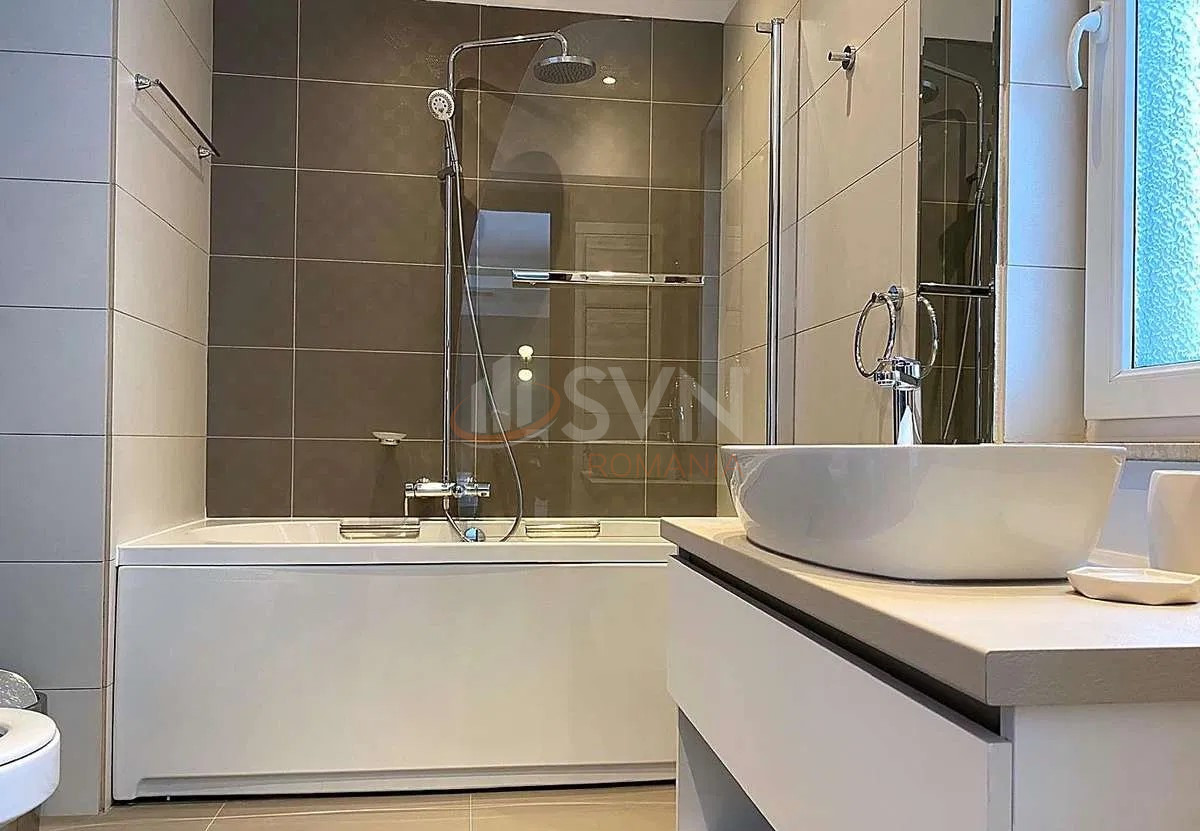 3 camere cu loc parcare subteran inclus Bucuresti/Herastrau