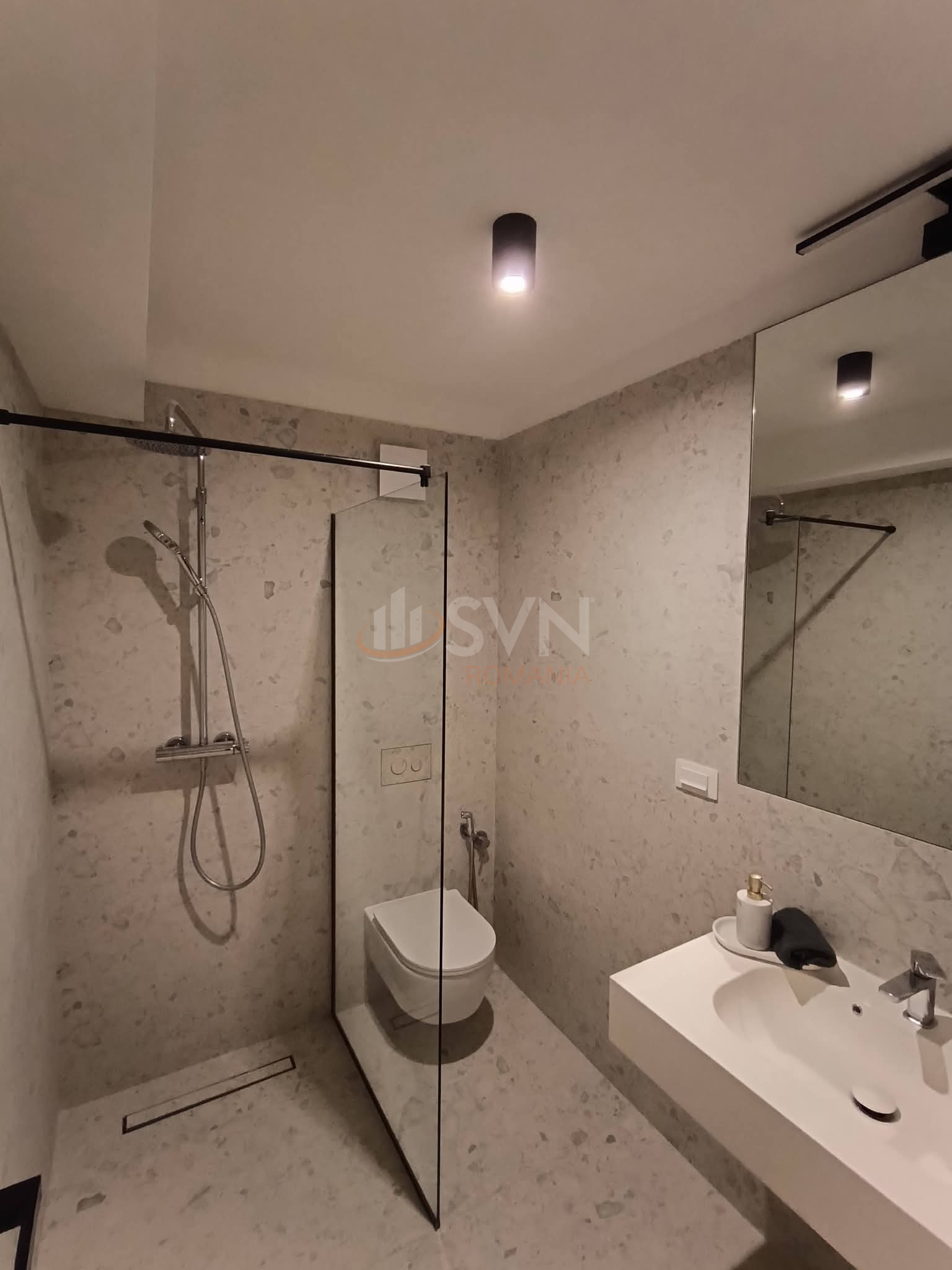 3 camere cu loc parcare subteran inclus Bucuresti/Unirii