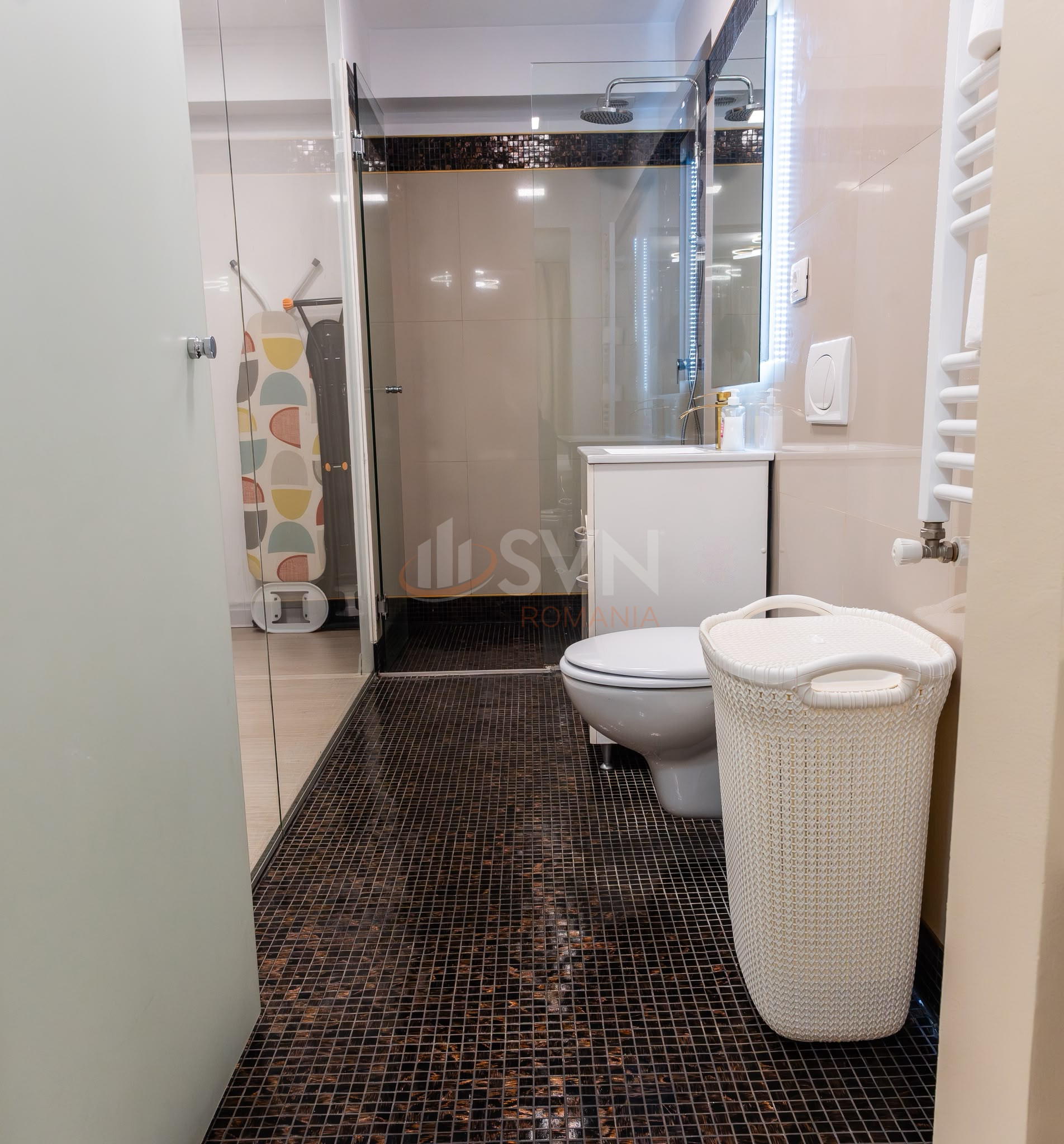 3 camere cu loc parcare subteran inclus Bucuresti/Herastrau