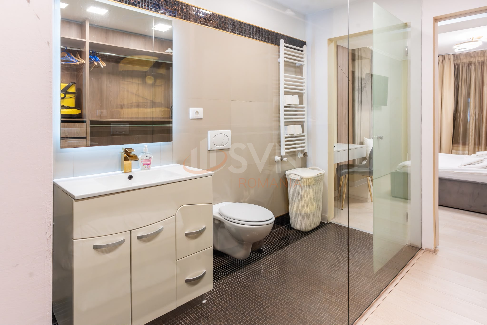3 camere cu loc parcare subteran inclus Bucuresti/Herastrau