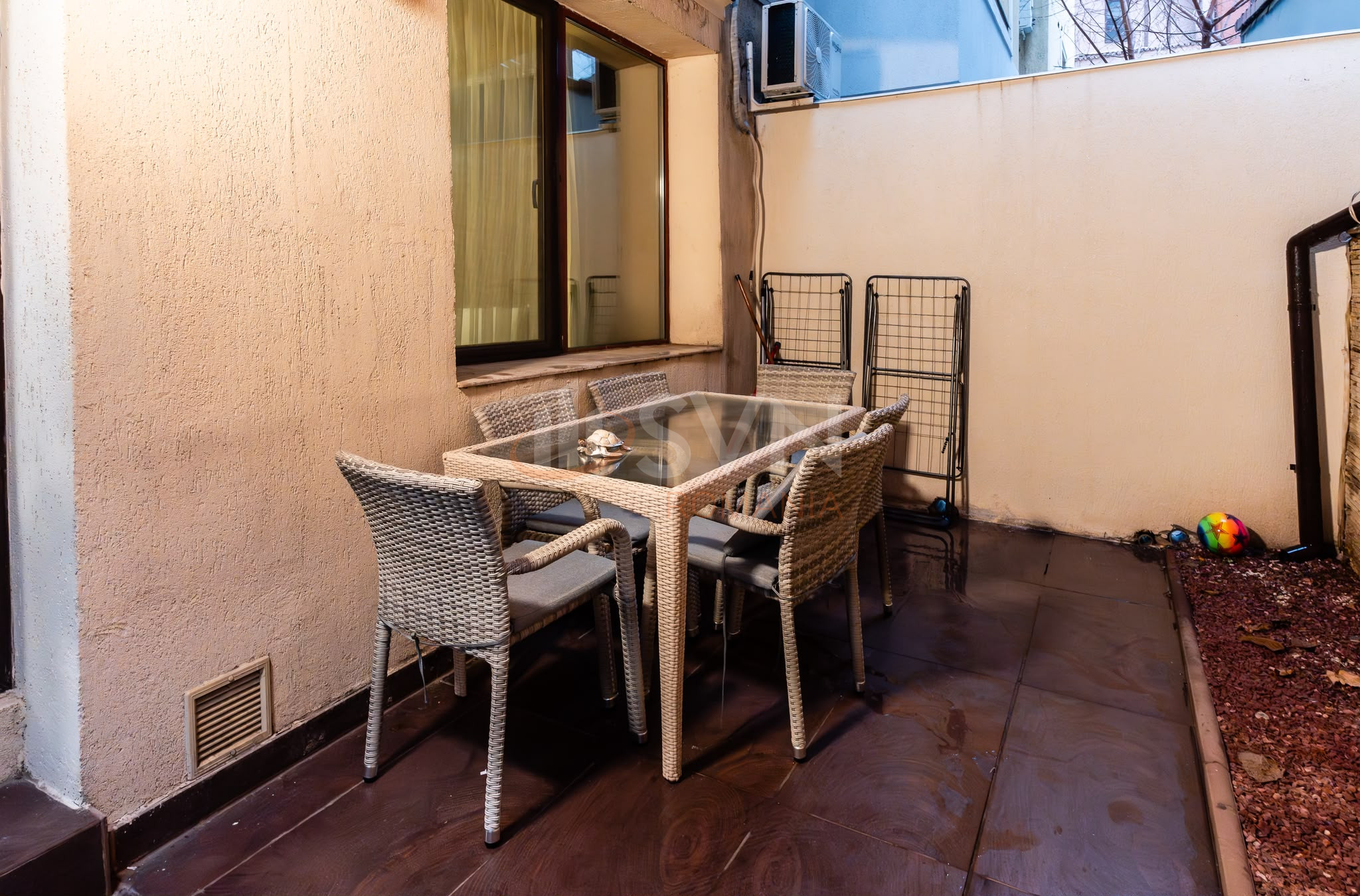 3 camere cu loc parcare subteran inclus Bucuresti/Herastrau