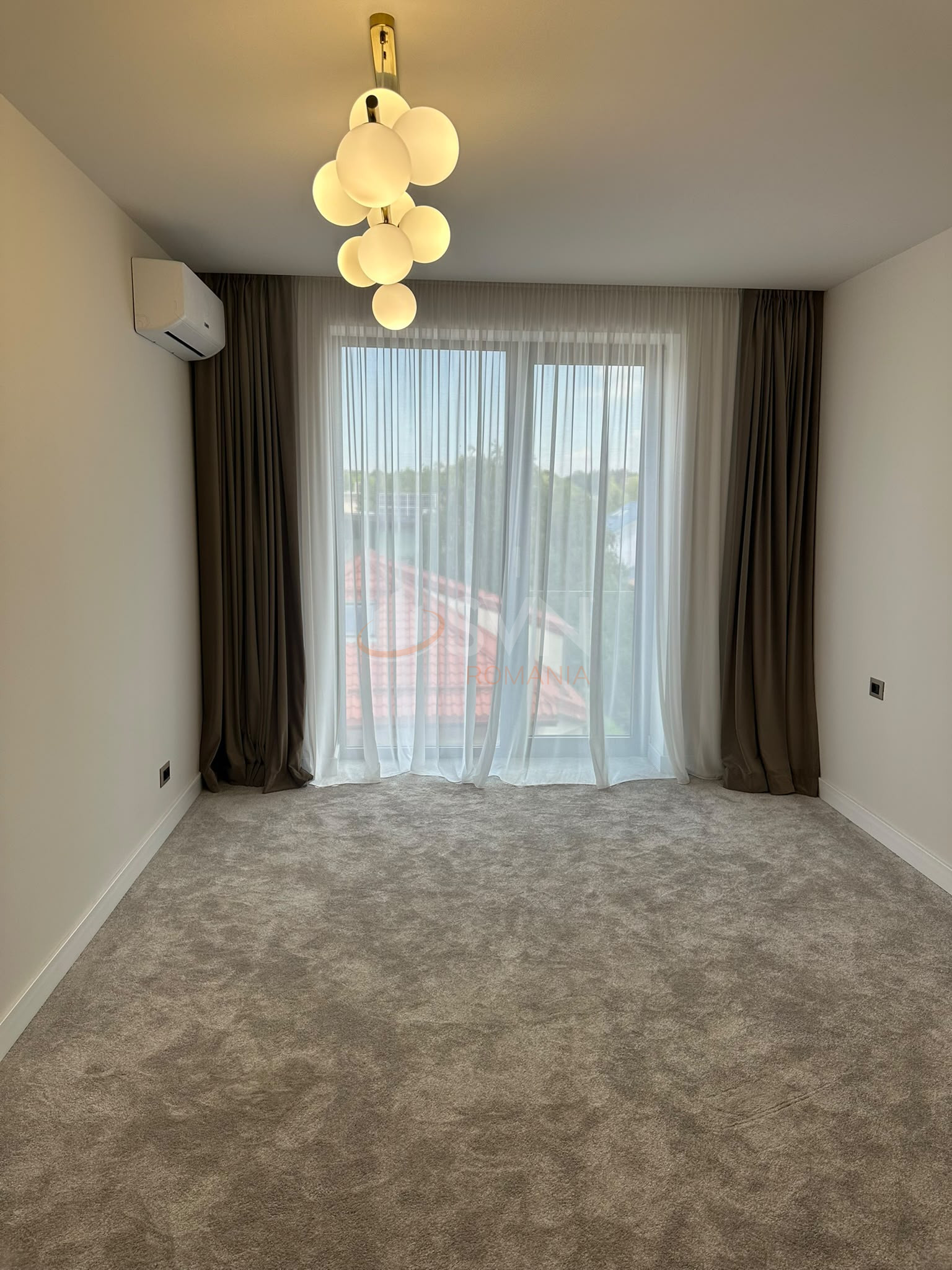 3 camere cu loc parcare subteran inclus Bucuresti/Pipera