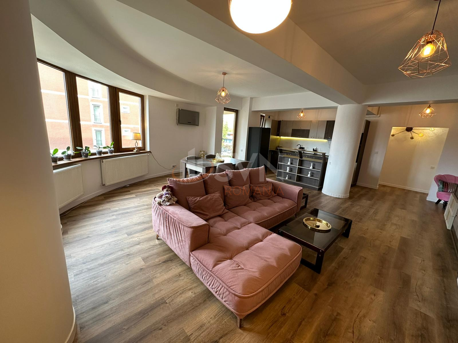 3 camere cu loc parcare subteran inclus Bucuresti/Herastrau