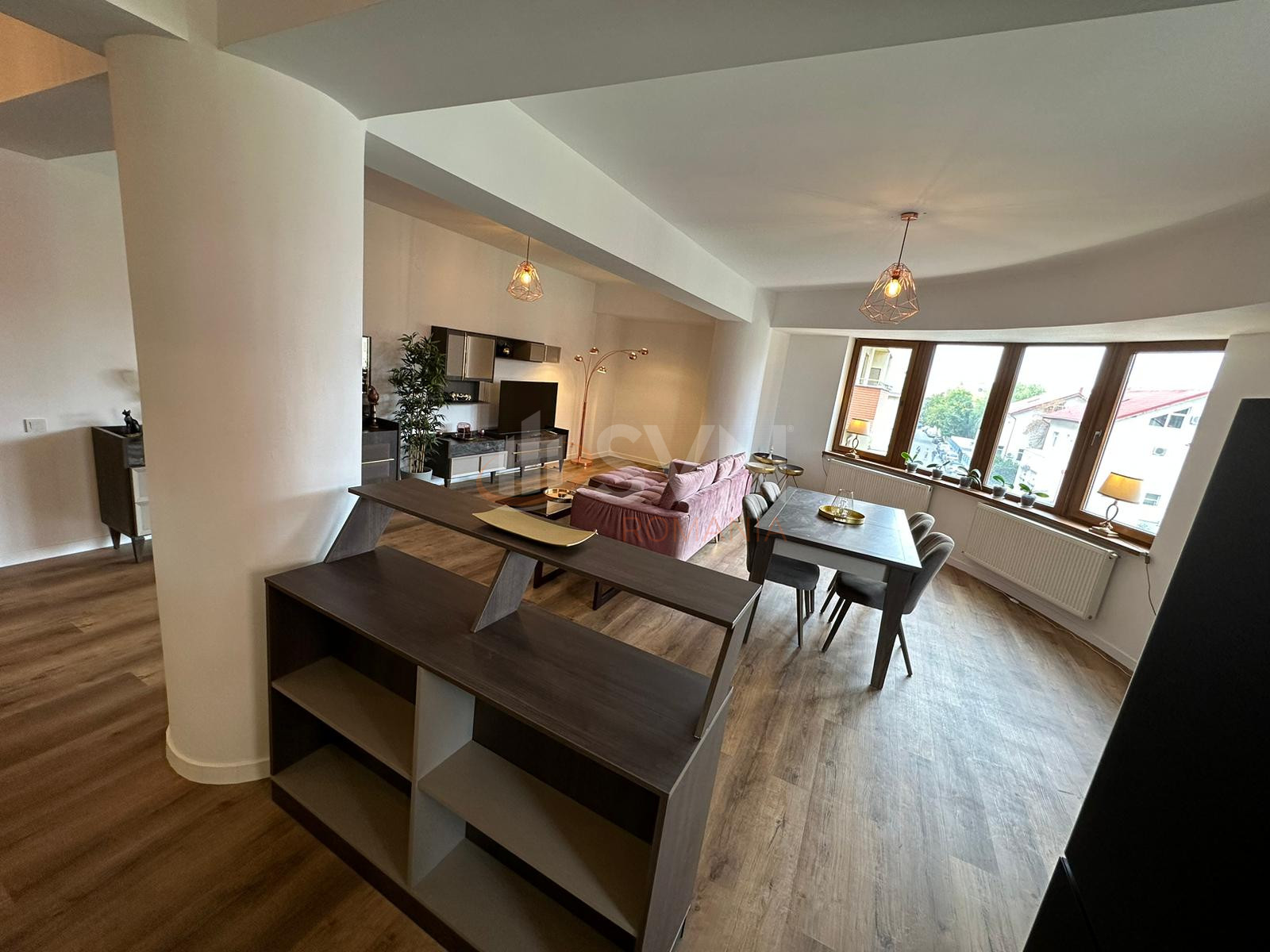 3 camere cu loc parcare subteran inclus Bucuresti/Herastrau