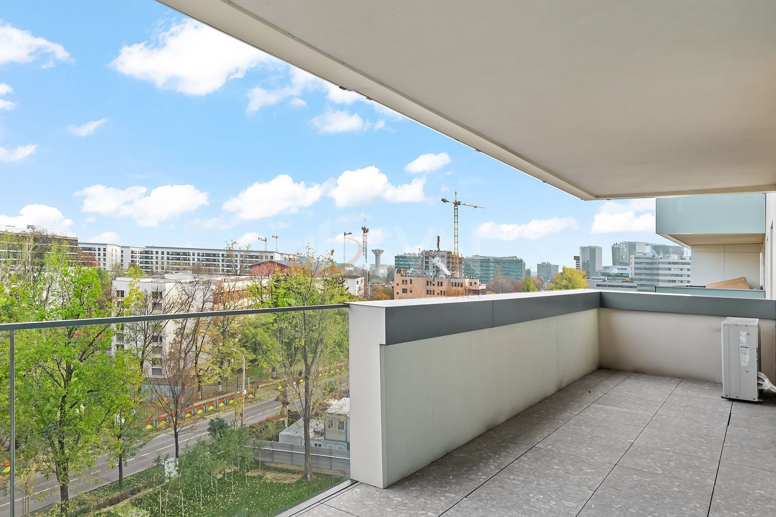 3 camere cu loc parcare subteran inclus Bucuresti/Aviatiei