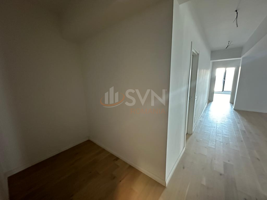 3 camere cu loc parcare subteran inclus Bucuresti/Herastrau