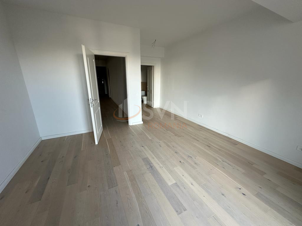 3 camere cu loc parcare subteran inclus Bucuresti/Herastrau