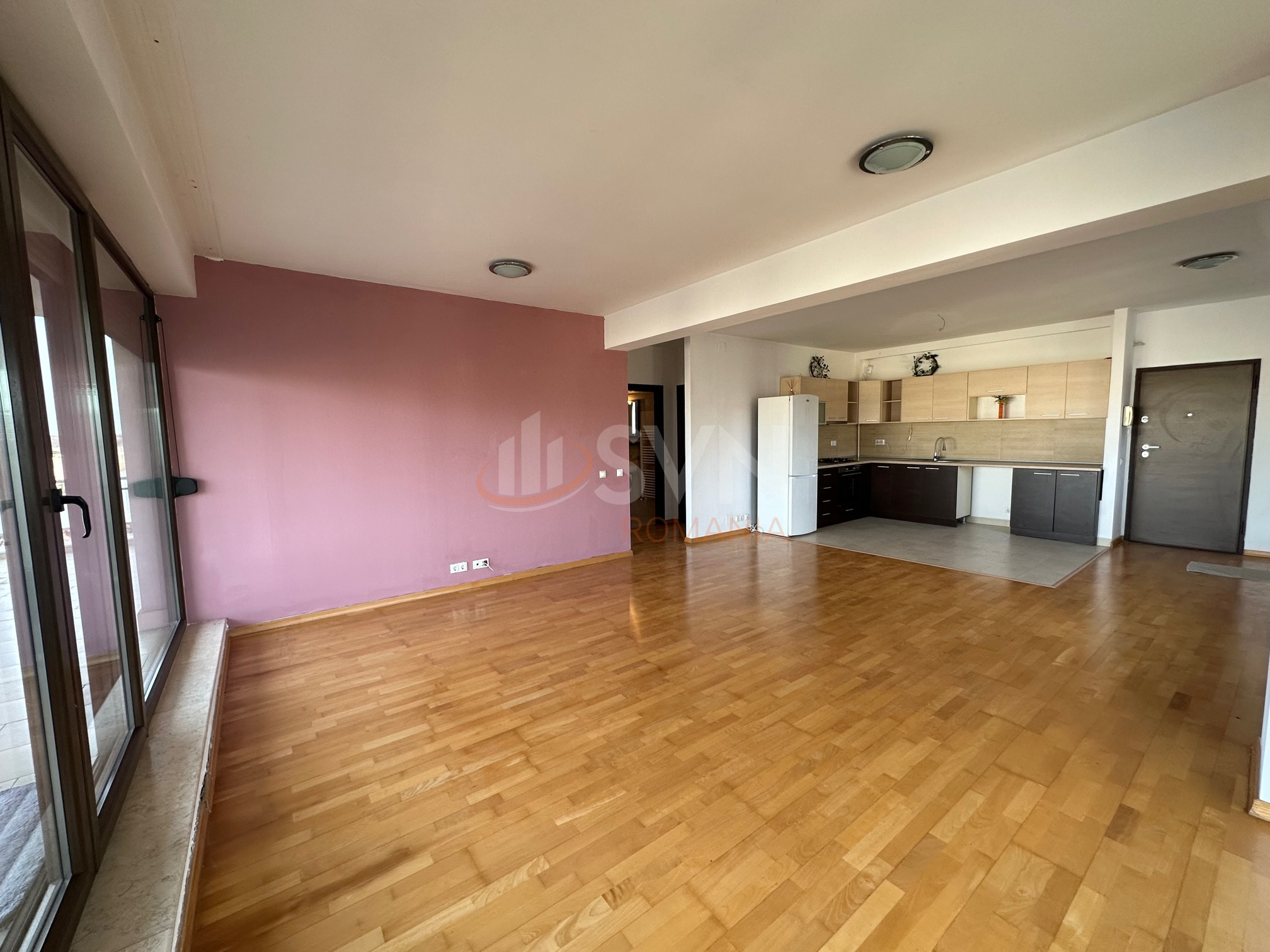 3 camere cu loc parcare subteran inclus Bucuresti/Pipera