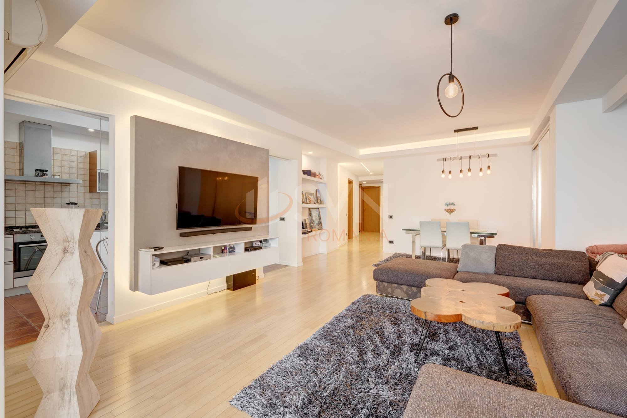 3 camere cu loc parcare subteran inclus Bucuresti/Dorobanti