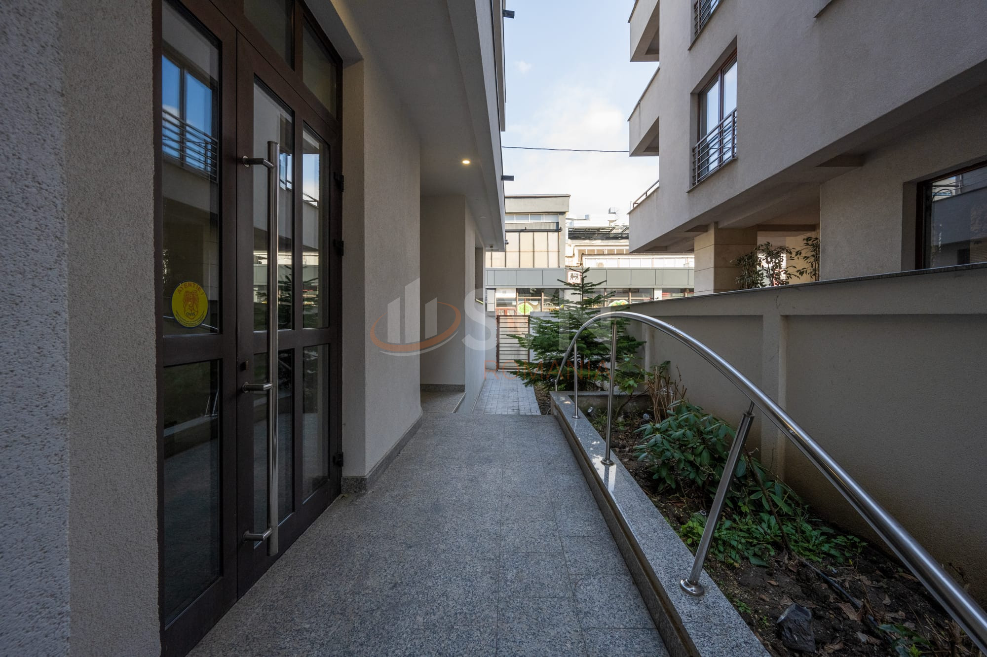 3 camere cu loc parcare subteran inclus Bucuresti/Dorobanti