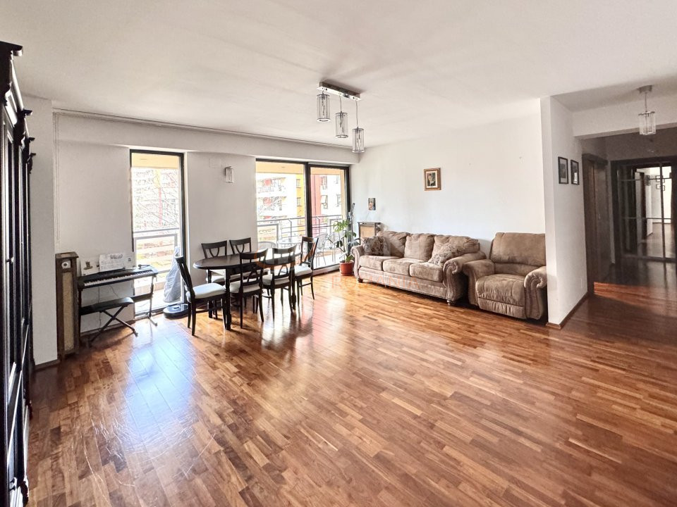 3 camere cu loc parcare subteran inclus Bucuresti/Stefan Cel Mare