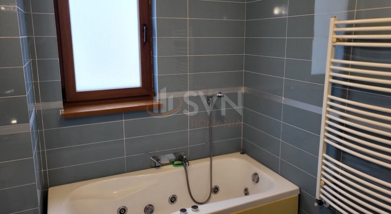 3 camere cu loc parcare subteran inclus Bucuresti/Herastrau