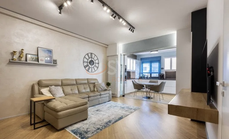 3 camere cu loc parcare subteran inclus Bucuresti/Pipera