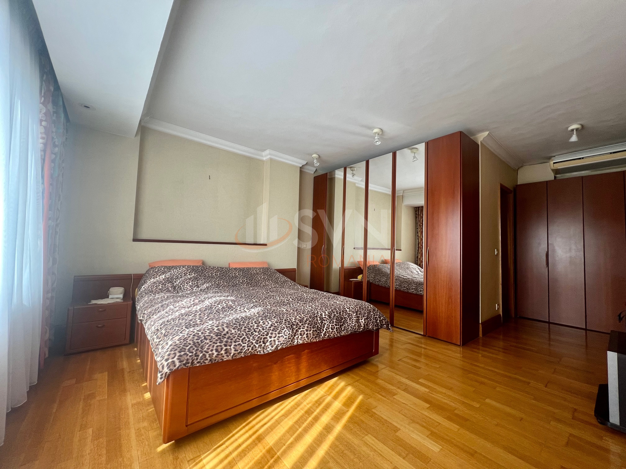 3 camere cu loc parcare subteran inclus Bucuresti/Dorobanti