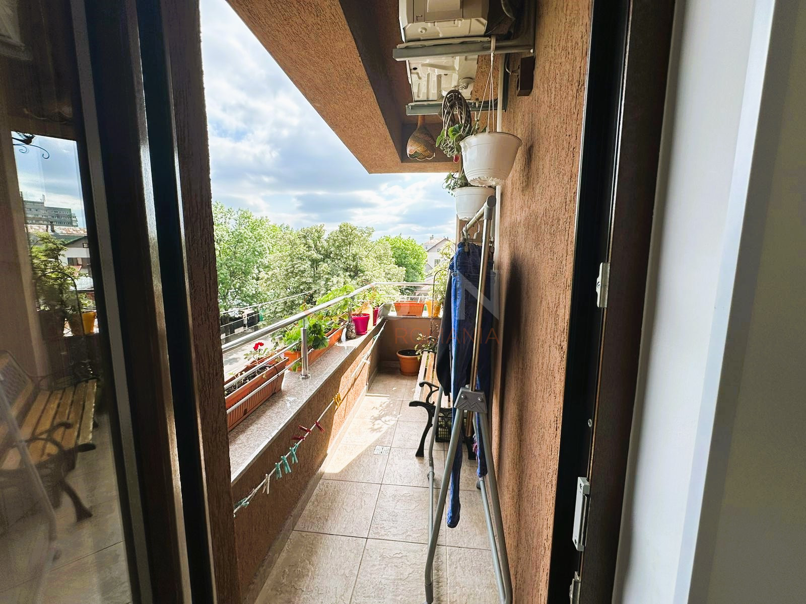 3 camere cu loc parcare subteran inclus Bucuresti/Bucurestii Noi