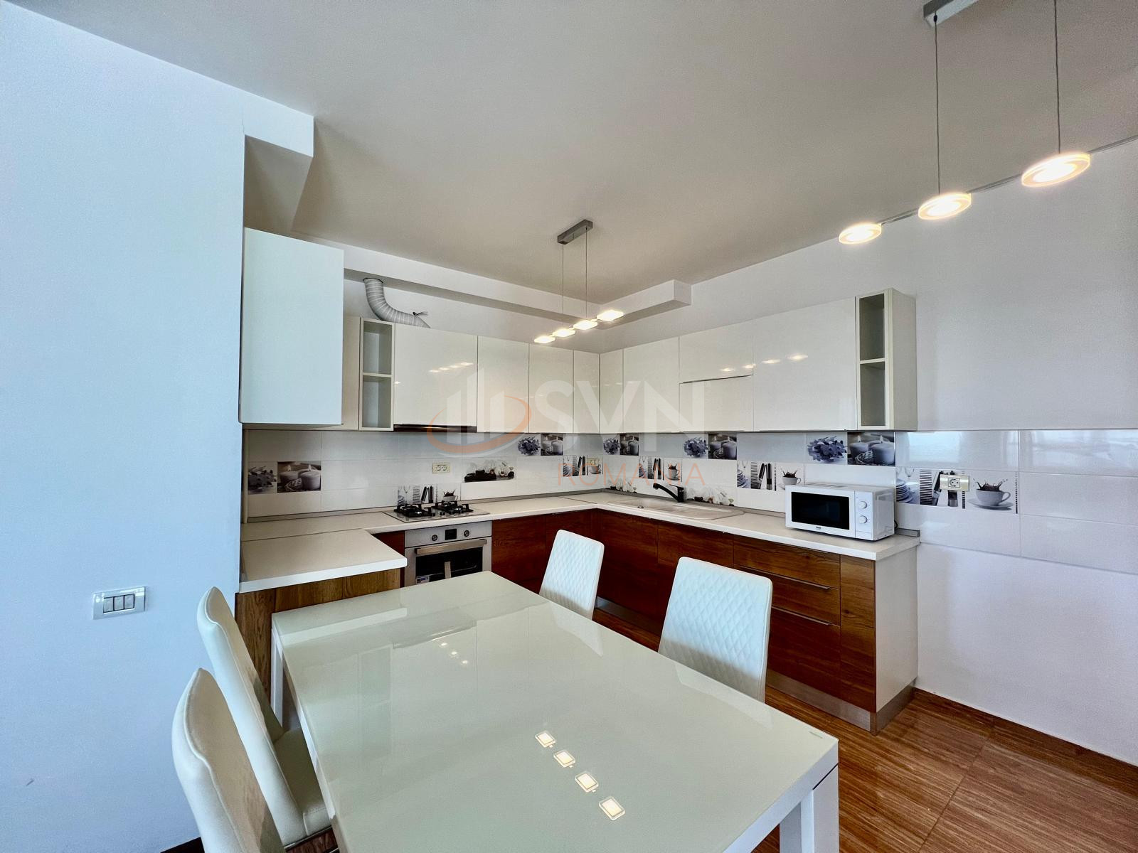 3 camere cu loc parcare subteran inclus Bucuresti/Pipera