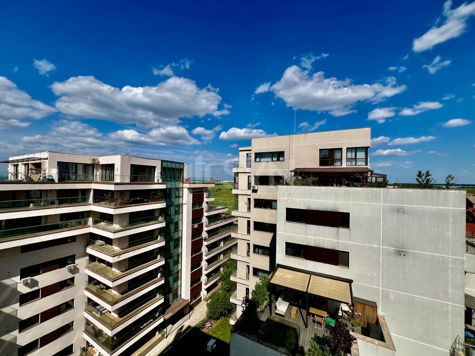 3 camere cu loc parcare subteran inclus Bucuresti/Pipera