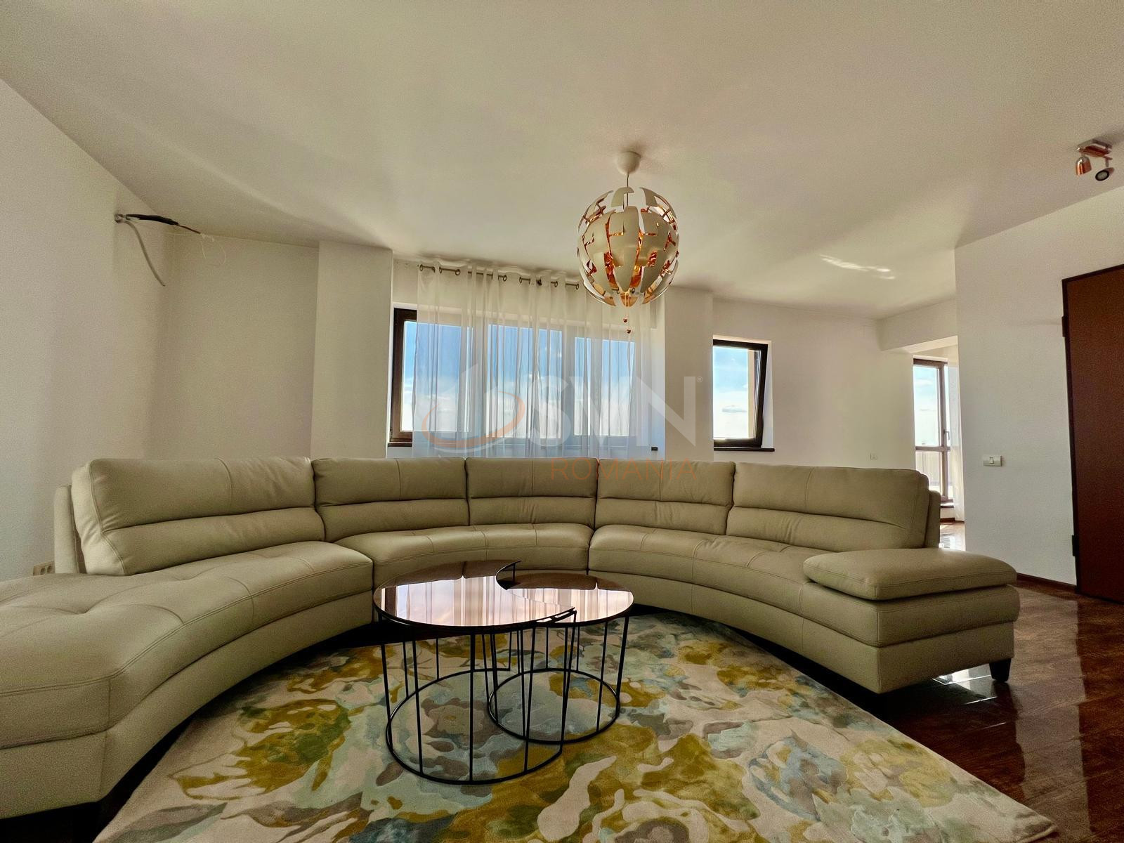 3 camere cu loc parcare subteran inclus Bucuresti/Pipera