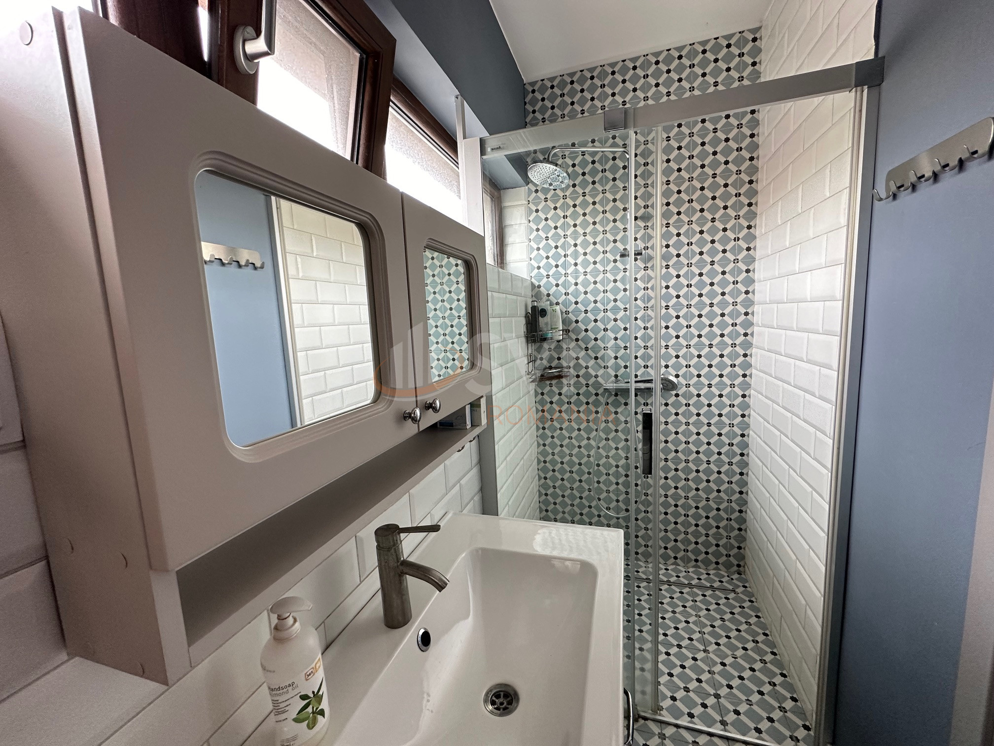 3 camere cu loc parcare subteran inclus Bucuresti/Vatra Luminoasa