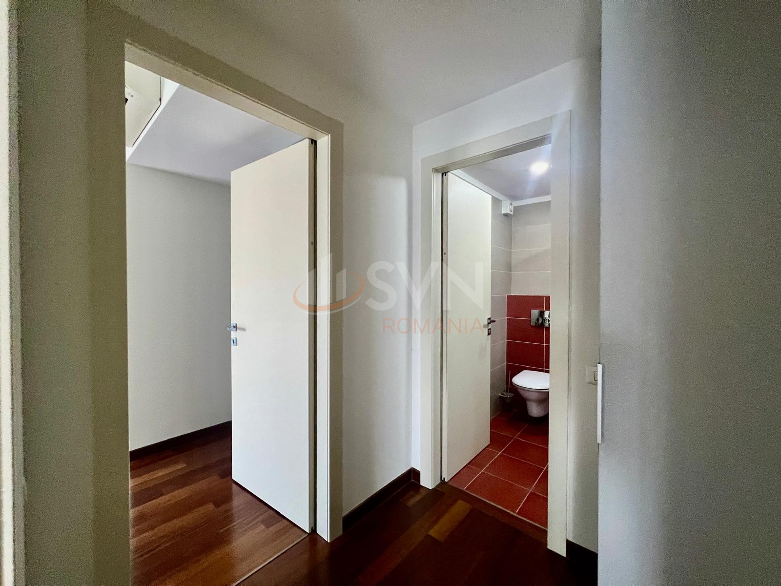 3 camere cu loc parcare subteran inclus Bucuresti/Victoriei