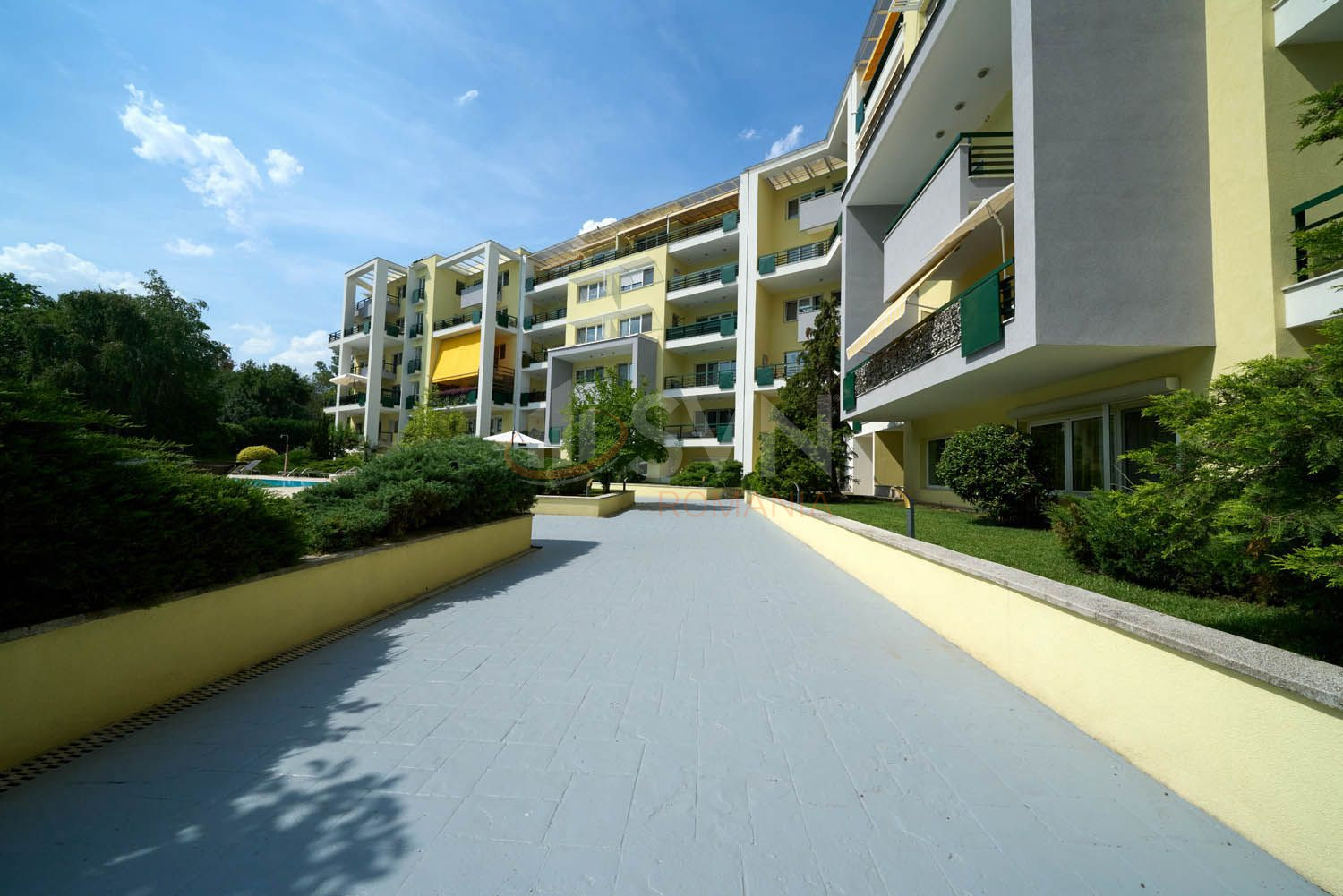 3 camere cu loc parcare subteran inclus Bucuresti/Herastrau