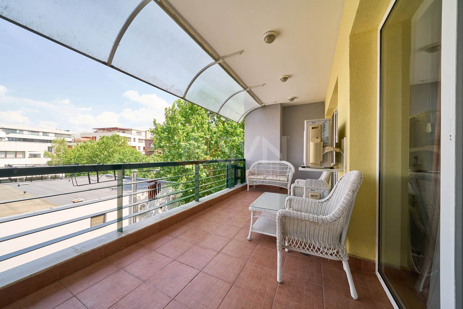 3 camere cu loc parcare subteran inclus Bucuresti/Herastrau