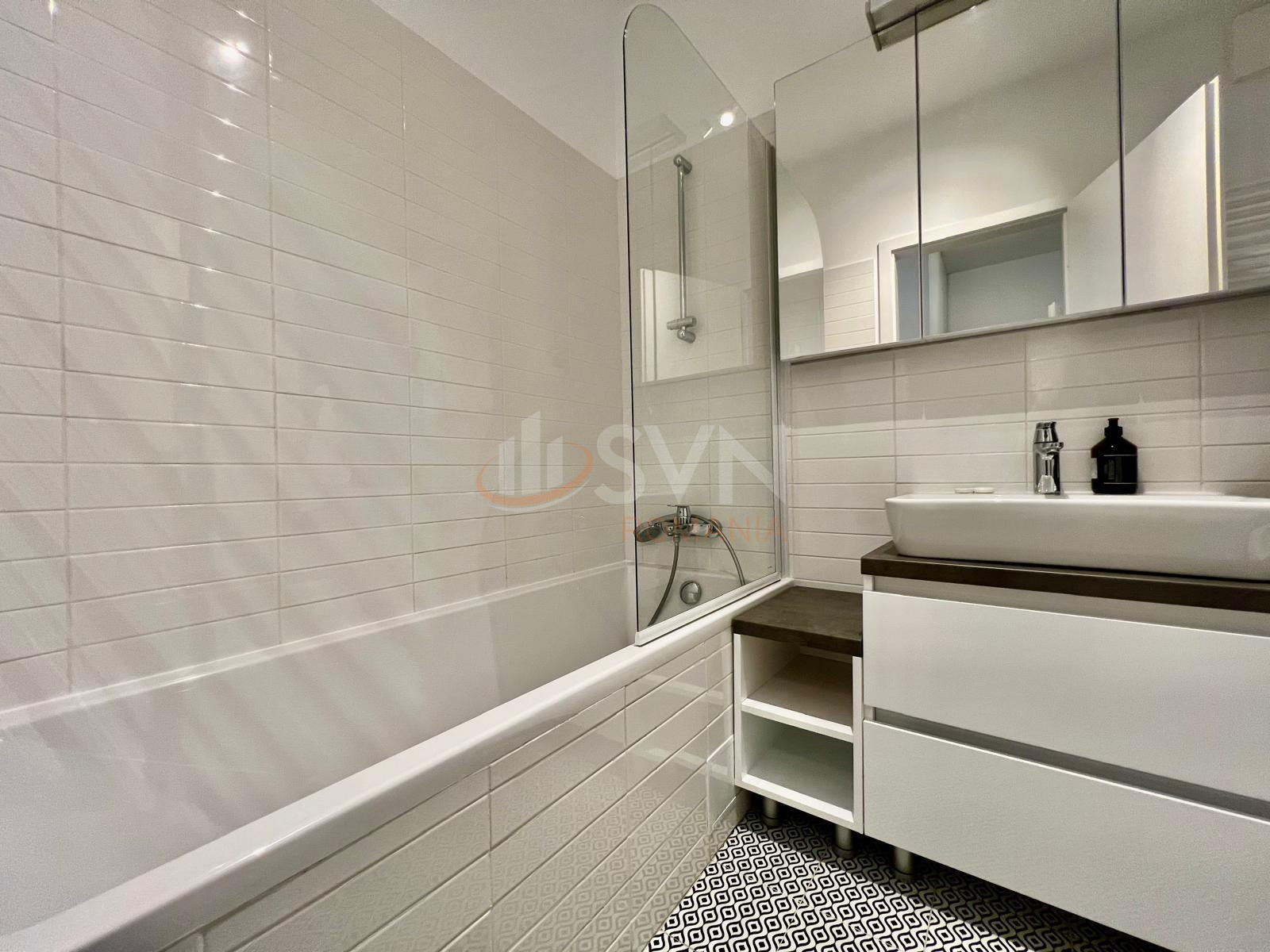 3 camere cu loc parcare subteran inclus Bucuresti/Aviatiei