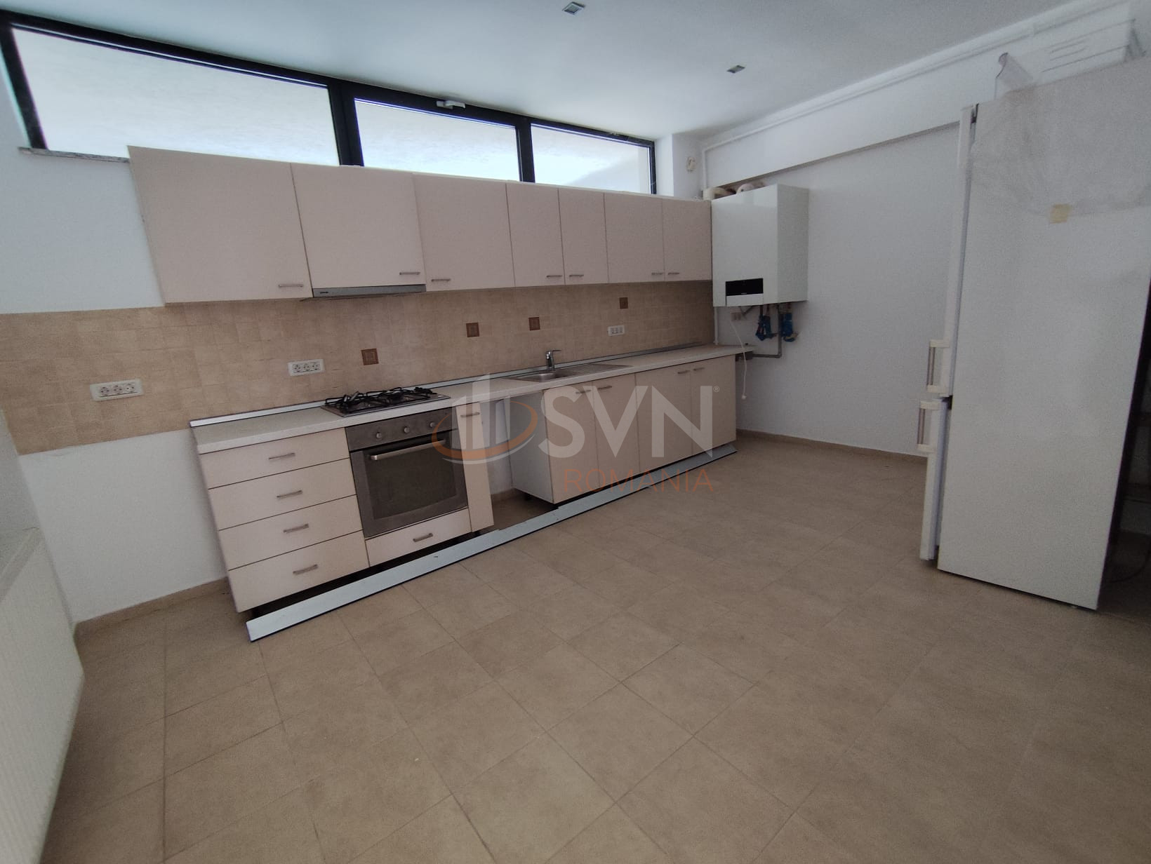 3 camere cu loc parcare subteran inclus Bucuresti/Herastrau