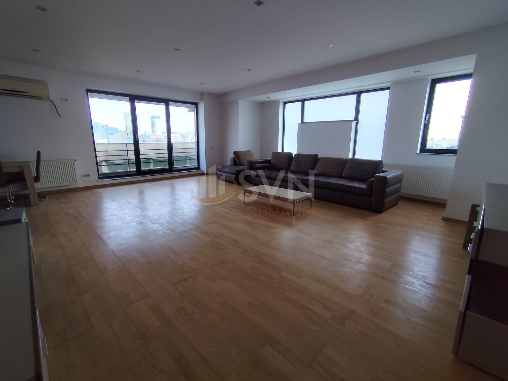 3 camere cu loc parcare subteran inclus Bucuresti/Herastrau