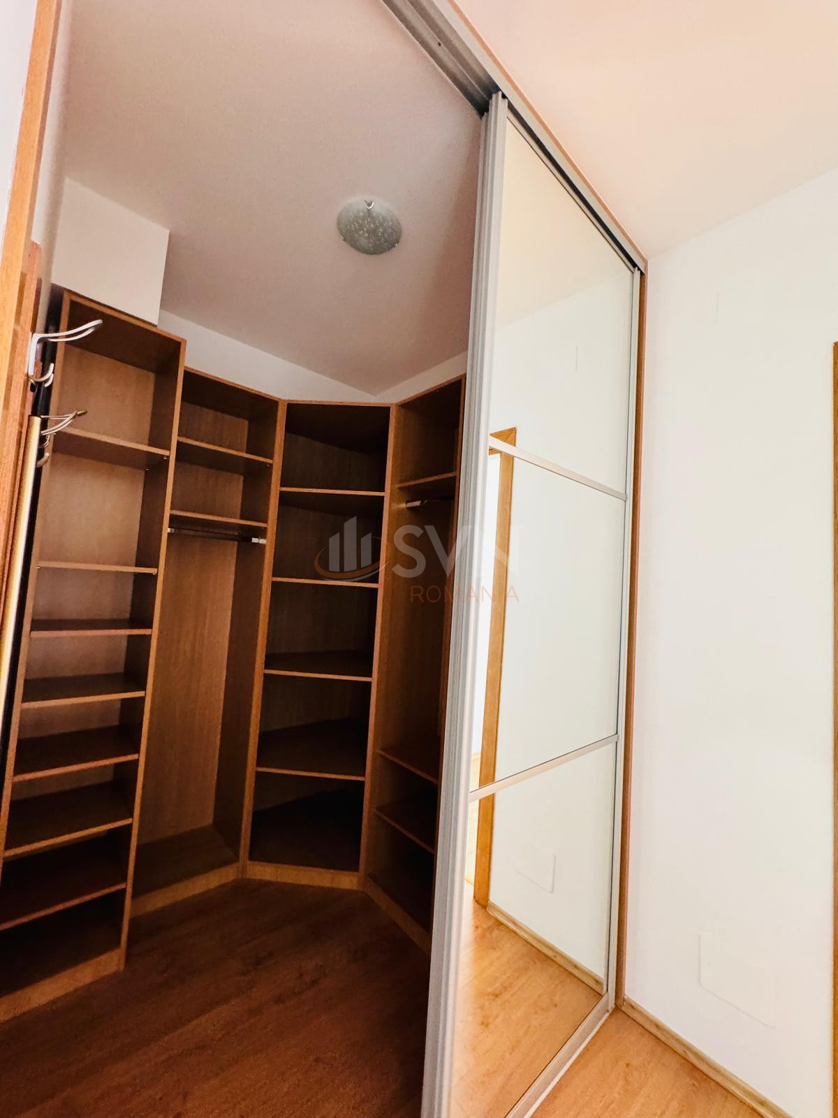 3 camere cu loc parcare subteran inclus Bucuresti/Stefan Cel Mare