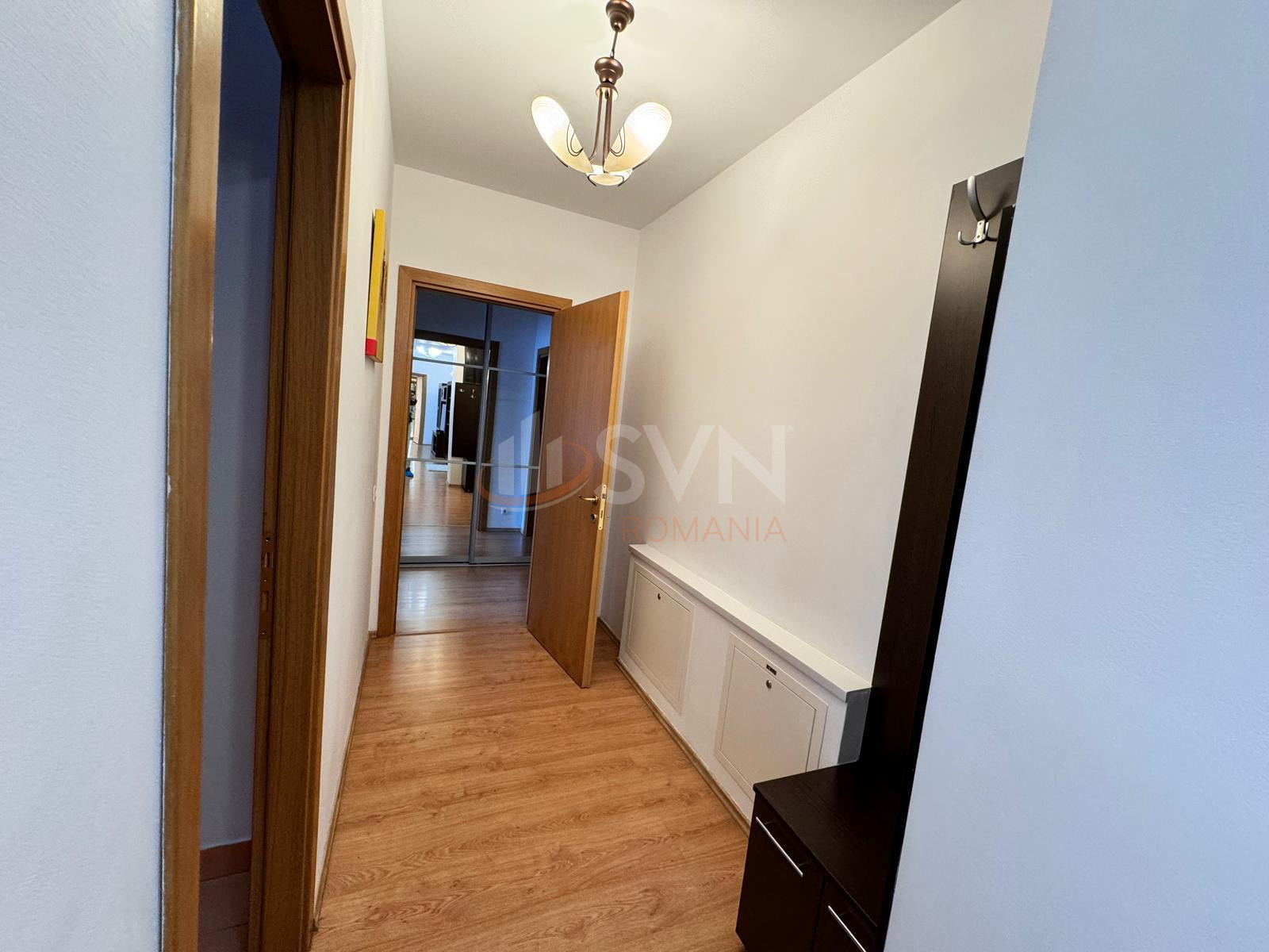 3 camere cu loc parcare subteran inclus Bucuresti/Stefan Cel Mare