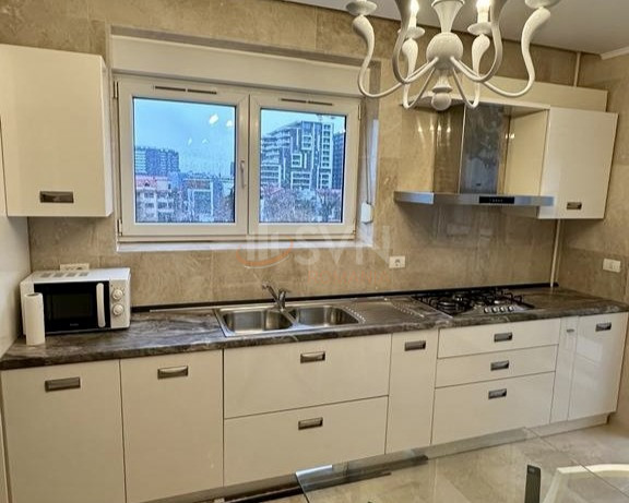 3 camere cu loc parcare subteran inclus Bucuresti/Herastrau